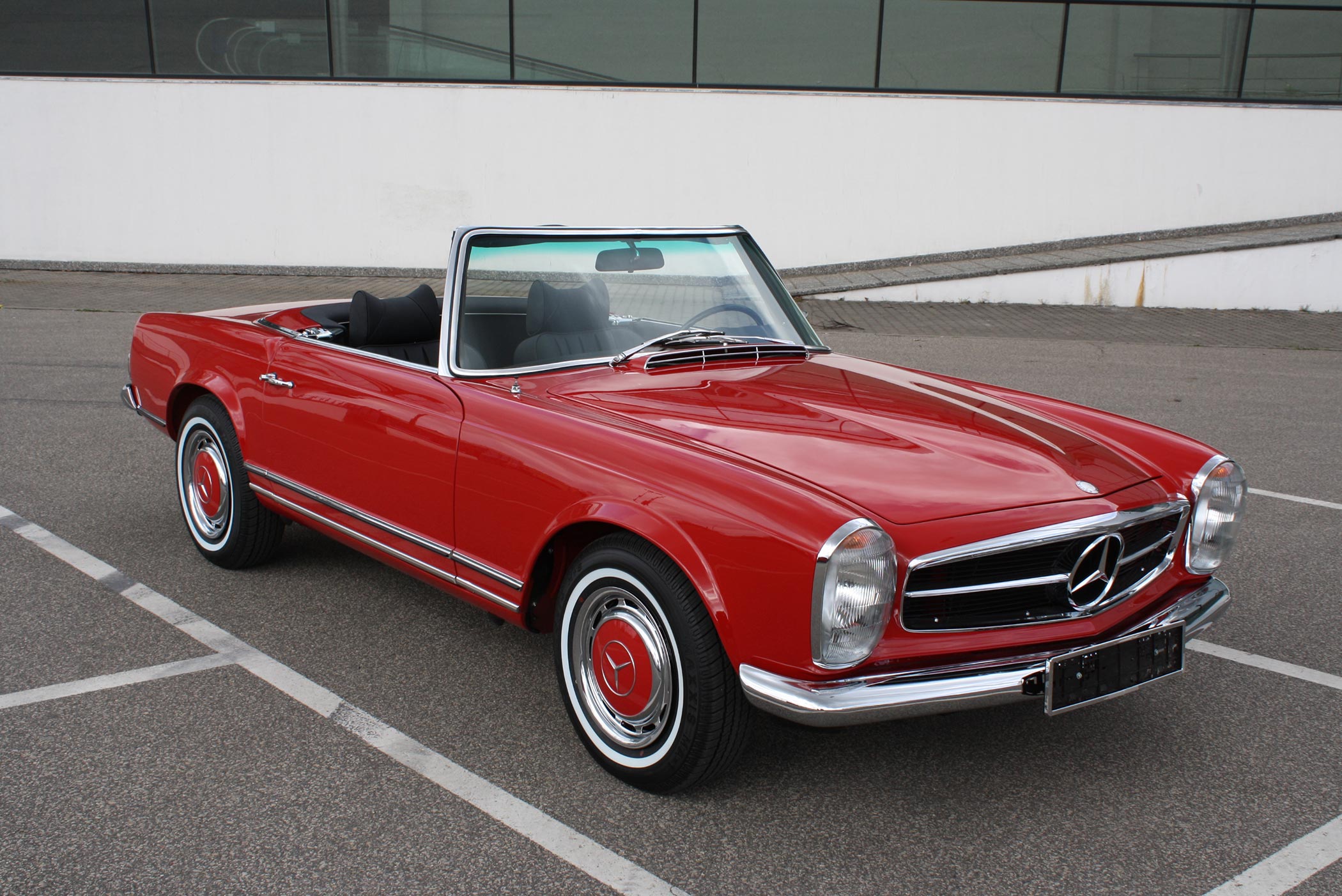 Mercedes Benz 280 SL w113 automatic 1970