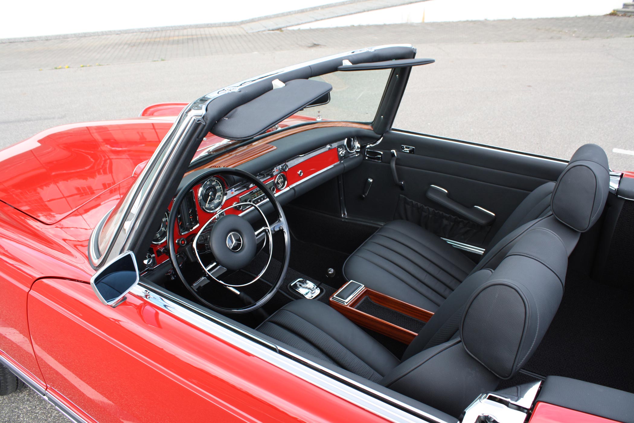 Mercedes Benz 280 SL w113 automatic 1970