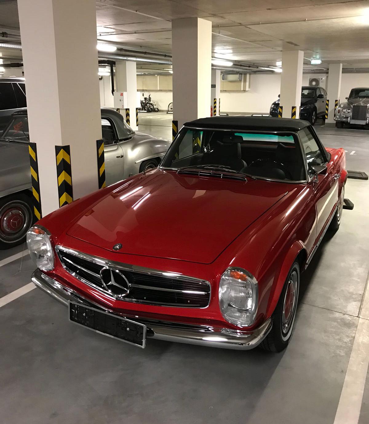Mercedes Benz 280 SL w113 automatic 1970