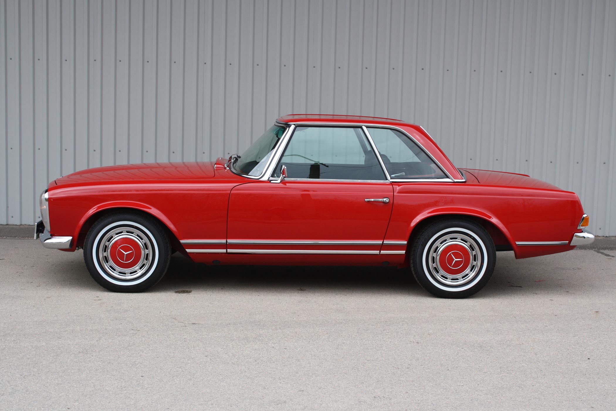 Mercedes Benz 280 SL w113 automatic 1970