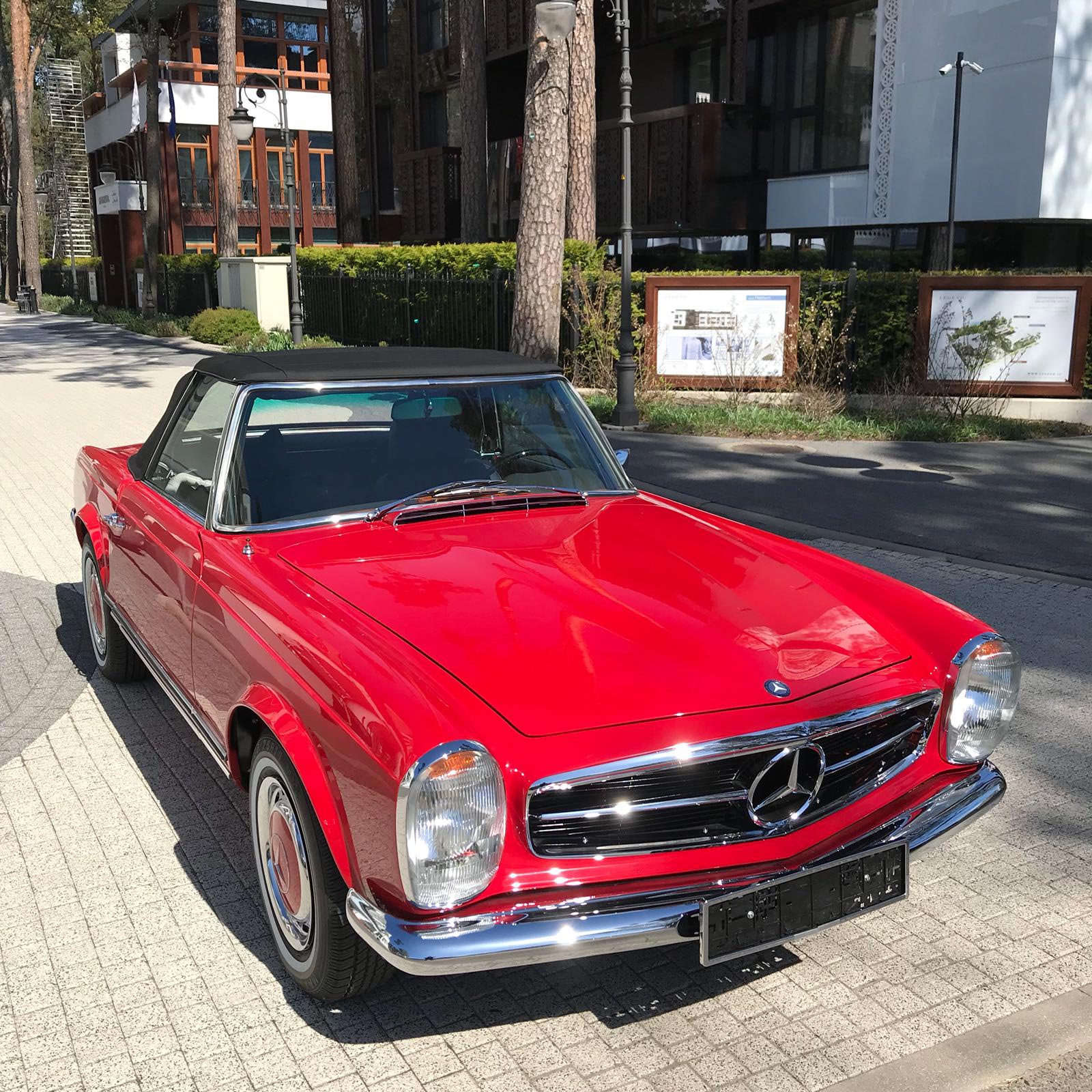 Mercedes Benz 280 SL w113 automatic 1970