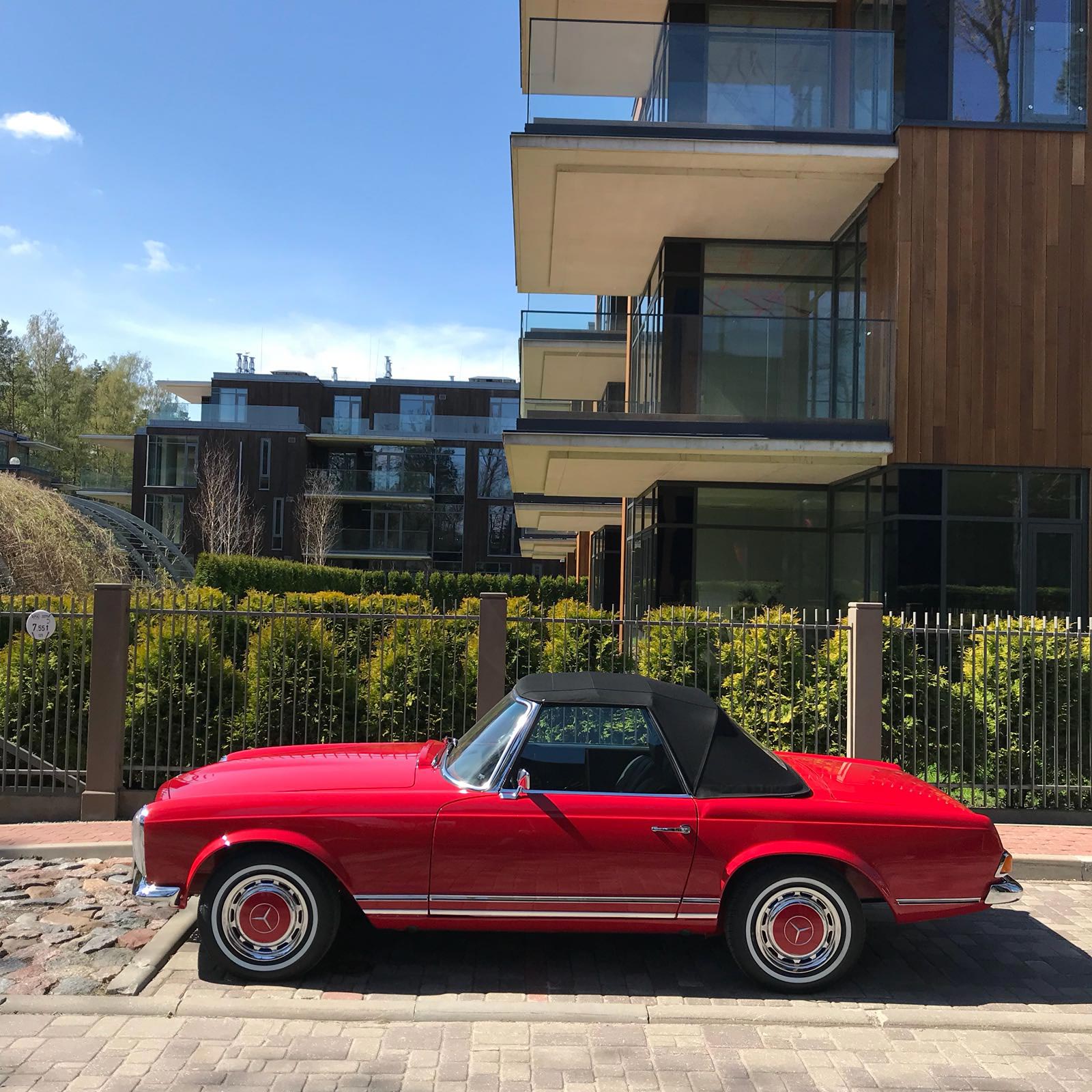 Mercedes Benz 280 SL w113 automatic 1970
