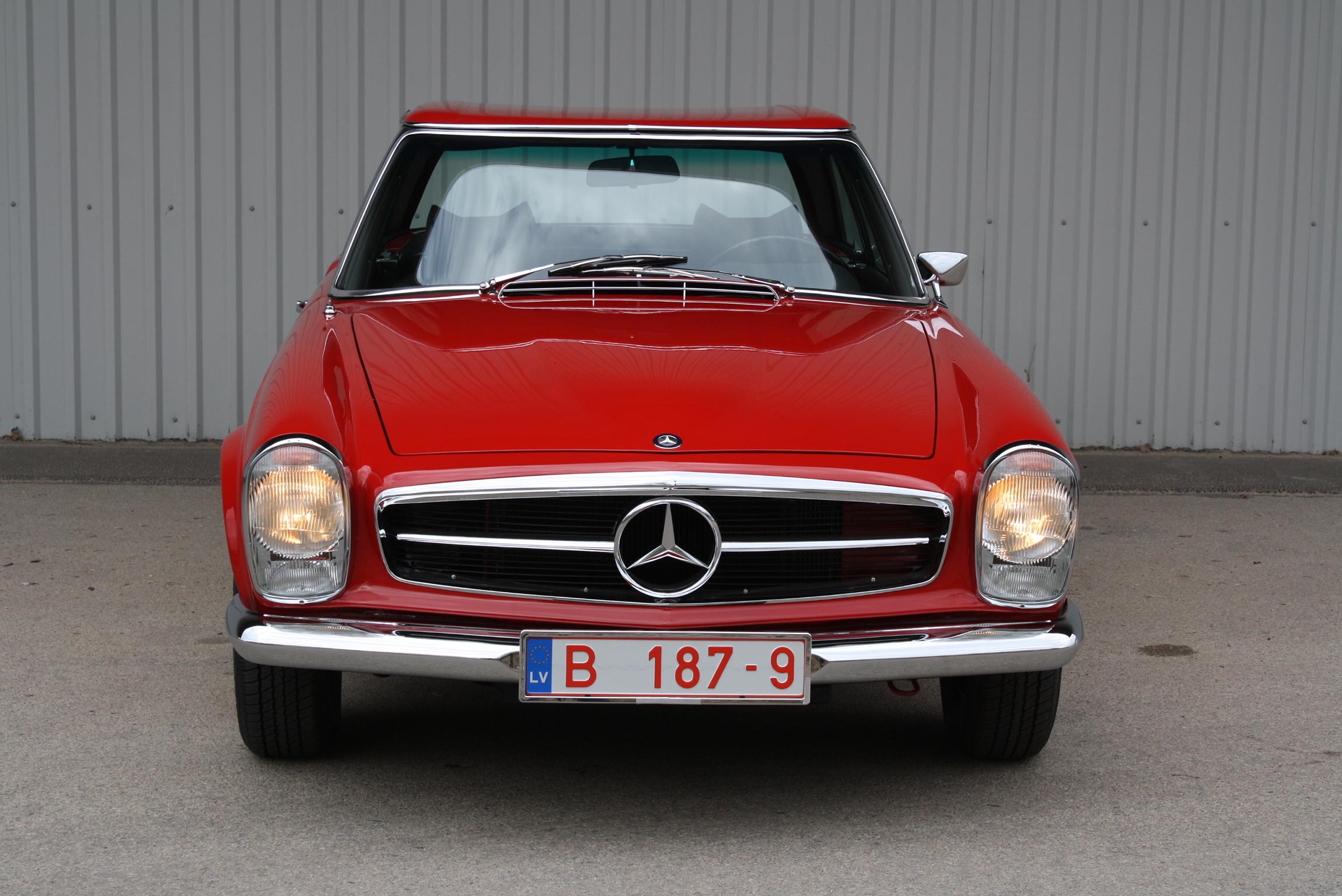 Mercedes Benz 280 SL w113 automatic 1970